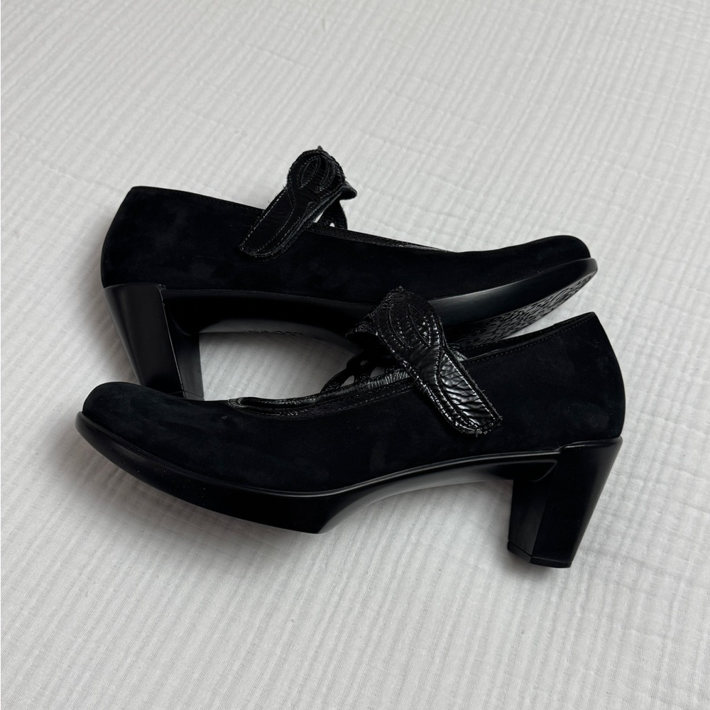 Naot Black Suede Mary Jane Heels